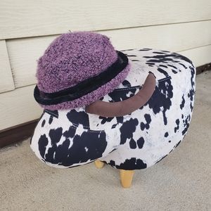 Vintage Textured Winter Hat with Brim